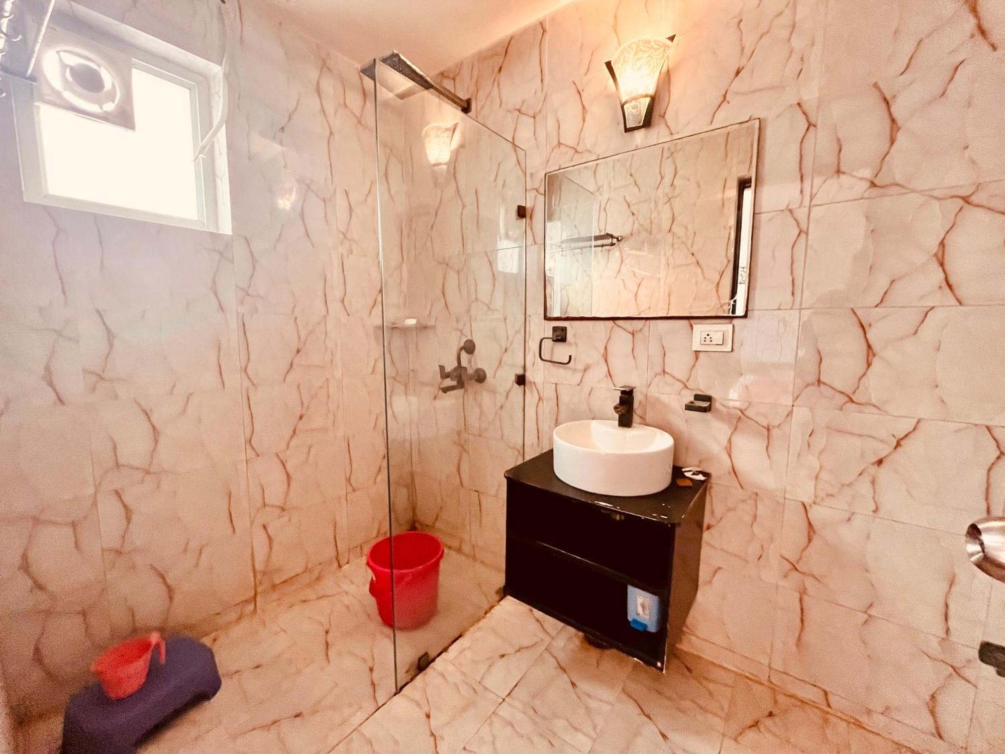 The Sapphire 1,2,3 Bedroom Available In Omaxe - A Four Star Luxury 4* Vrindavan